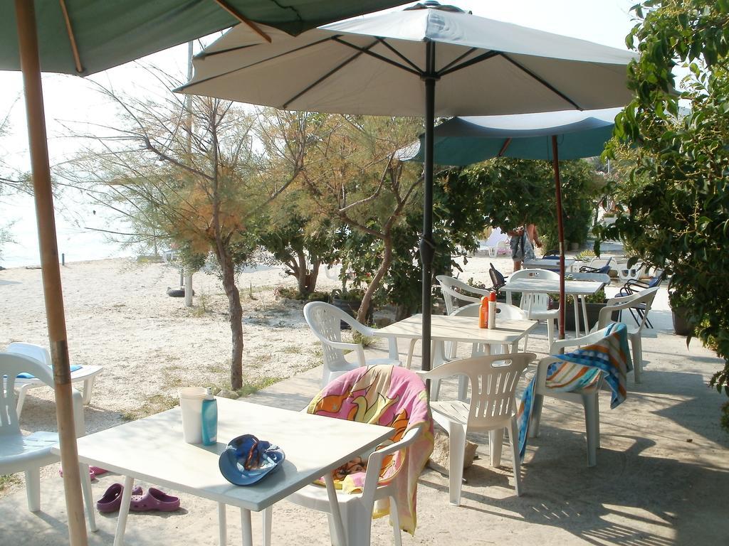 Beach Apartments Toni Подстрана Номер фото